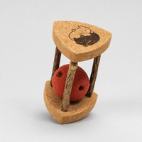 Juguete para Gatos de Corcho con Forma de Reloj de Arena, Bola Rodante de Madera Natural, Juguete Interactivo de Rompecabezas para Gatos de Interior