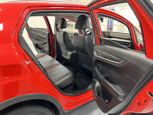 Voiture d'occasion Geely Yuanjing <span class=keywords><strong>X3</strong></span> <span class=keywords><strong>2021</strong></span> PRO 1.5L CVT Prestige (maintenant connu sous le nom de modèle Ruilan <span class=keywords><strong>X3</strong></span>) - Product Image 3