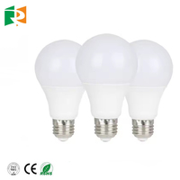 Ampoule LED E27/B22 10W AC 6500K Économie d'Énergie Lumière Blanche en Plastique avec Certification CE pour la Décoration de la Maison, du Bureau et des Espaces Résidentiels