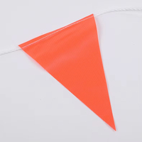 Drapeaux triangulaires orange en toile maillée PVC personnalisés avec banderoles en ficelle et banderoles de sécurité réfléchissantes