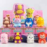 Jouet anti-stress en PVC au design Grinch de Noël avec emballage surprise pour soulager le stress et les adolescents
