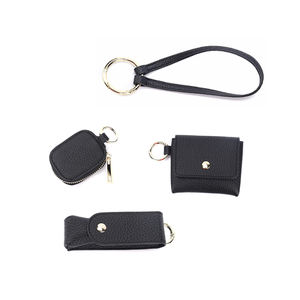 Llavero de Cuero Negro de Lujo, Llavero Funcional 3 en 1 Artificial con Mini Bolsillos de Cuero para Llaves de Auto, Unisex - Product Image 6