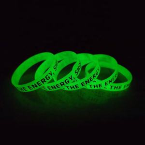 Pulsera de competición deportiva para correr redonda luminosa de silicona fluorescente de color personalizado impresa UV al por mayor para adultos - Product Image 3