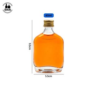 40ml Mini bouteille d'<span class=keywords><strong>alcool</strong></span> plat miniature transparente transparente pour boire de la vodka en verre à vendre - Product Image 1