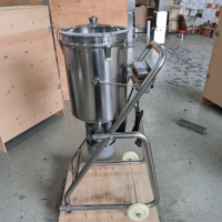 Machine à moudre les épices, broyeur industriel 380V avec chambre refroidie par air pour le traitement du curcuma et du poivre