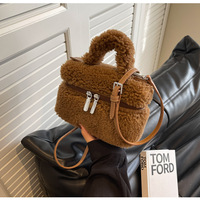 Sac à bandoulière en fausse fourrure pour femme, collection Hiver 2026, pochette douce en peluche avec fermeture éclair, grande capacité, sac à main pour femme