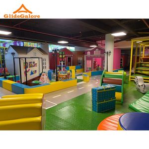 GlideGalore Aire de jeux intérieure sur le thème du labyrinthe de cirque, conçue sur mesure en métal et plastique, capacité de 500 kg, pour usage commercial - Product Image 3