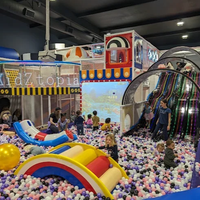 Aire de jeux intérieure sur le thème du ciel étoilé, toboggan en spirale, anneau lumineux LED, piscine à balles interactive, centre d'aventure pour enfants, amusement