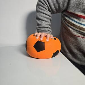 Ballon de football en bois TPE pour entraînement en intérieur, léger, silencieux, pour enfants, vente en gros OEM - Product Image 4