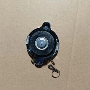 Nuovo Tappo per Serbatoio di Espansione del Liquido di Raffreddamento Orientato alle Prestazioni per Autobus Yutong Realizzato in Metallo Resistente - Product Image 6