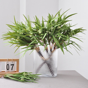 Bouquet de feuilles d'eucalyptus artificielles 30cm-100cm en PVC souple pour décoration de mariage et de maison, moulage par injection, verdure imprimée en 3D - Product Image 4
