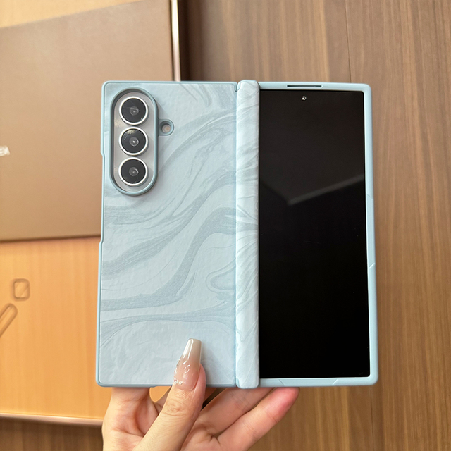 New Magnetic Hinge Integrated Case with Built-in Screen Protector for Samsung Galaxy Z Fold 8 Ultra / Z Fold 7 Foldable Phone