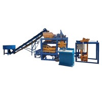 Machine à fabriquer des blocs de pavés en ciment entièrement automatique à commande PLC pour la construction de bâtiments QT4-25 Haute productivité