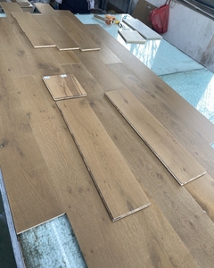 Suelo de Madera de Roble Blanco Cepillado Multicapa, 1900 mm de Longitud, Sistema de Instalación T&G, Diseño Moderno - Product Image 6