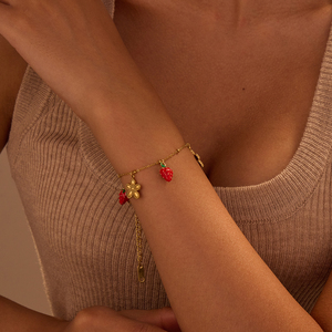 Bijoux pour bébés mignons Éléments de fruits Bracelet hypoallergénique en acier inoxydable Étanche Fleur de fraise et de cerisier pour filles - Product Image 2