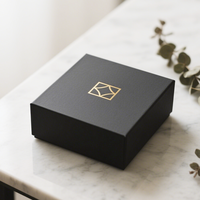 Boîte cadeau rigide en deux parties avec logo personnalisé, design élégant et moderne, impression 4C pour l'emballage de bijoux et de montres haut de gamme