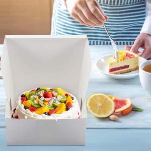 กล่องเค้กกระดาษแข็งสีขาวพิมพ์โลโก้แบรนด์ขายส่งจากจีน สำหรับใส่เค้กผลไม้ เค้กงานแต่งงาน ขนาด 4 นิ้ว - Product Image 4