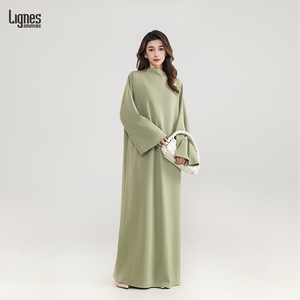 Abiti Lunghi Musulmani del Produttore in Tessuto Satinato Personalizzati con Collo Tondo Tinta Unita Casual a <span class=keywords><strong>Maniche</strong></span> <span class=keywords><strong>Lunghe</strong></span> - Product Image 4