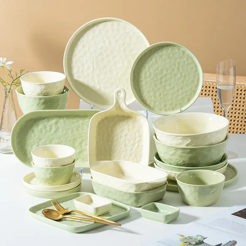 2023 ensemble de vaisselle en céramique de Style Simple crème nordique vente à la pièce et ensembles de bols et plats et assiettes pour la salle à manger à la maison