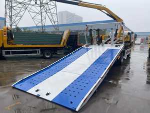 Camión grúa de plataforma plana ISUZU 4x2, camión de plataforma plana de 5T para transporte de vehículos, camión de recuperación en carretera con grúa de pluma plegable - Product Image 6