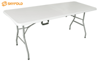 Ensemble table et chaises pliantes en plastique avec pieds en métal pour repas en plein air, rassemblements dans la cour, fêtes de jardin, banquets, traiteur