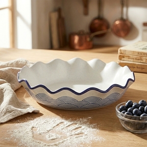 10 Inch Vintage Hand-painted Blue Floral Serving <strong>Dish</strong> Round Scalloped <strong>Ceramic</strong> <strong>Pie</strong> <strong>Dish</strong> - Product Image 3