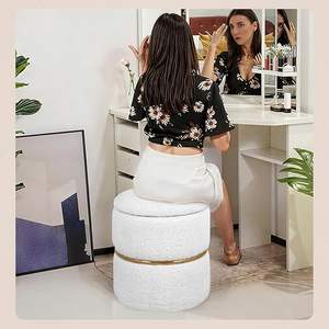 Pouf <span class=keywords><strong>de</strong></span> rangement <span class=keywords><strong>rond</strong></span> en fausse <span class=keywords><strong>fourrure</strong></span> Lot <span class=keywords><strong>de</strong></span> 2 tabourets <span class=keywords><strong>de</strong></span> toilette rembourrés Repose-pieds avec siège tufté doux pour salon chambre - Product Image 4