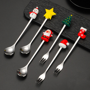 ชุดส้อมและช้อนคริสต์มาส 8 ชิ้น ชุบทอง ลายการ์ตูน สำหรับของหวาน ผลไม้ ของขวัญสำหรับเด็ก - Product Image 3