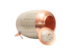 Distributeur d'eau en cuivre pur imprimé de qualité supérieure de 8 litres / Matka avec robinet anti-fuite, design classique pour la maison et le bureau, bienfaits ayurvédiques pour la santé - Product Image 2