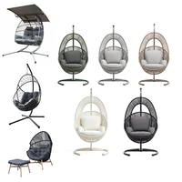 J&M Outdoor Moderne Portable Fauteuil Suspendu Balançoire en Corde de Rotin PE Tressé à la Main avec Double Coussin et Ottoman Pare-Soleil