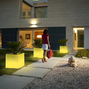 Lampe solaire LED carrée pour pot de fleurs, éclairage de jardin extérieur, lumière de sol, étanche IP65, lumière blanc chaud 3500K, à bouton-poussoir - Product Image 6
