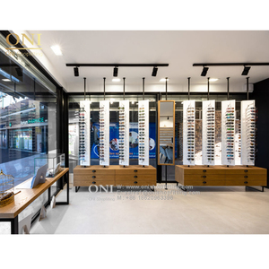 Vetrina Espositiva in Legno e Metallo per Occhiali Design per Negozi di Occhiali da Sole Arredamento Interno per Negozi di Ottica - Product Image 2