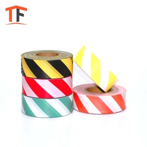 Ruban à drapeaux pour découpe d'arbre, marquage des zones costumées - Product Image 2