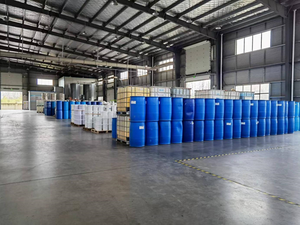 Nguồn Nhà Sản Xuất <span class=keywords><strong>UV</strong></span> <span class=keywords><strong>Varnish</strong></span> Mềm Cảm Ứng Trong Nước Bóng Overprinting <span class=keywords><strong>Varnish</strong></span> Cho Poker Giấy Lớp Phủ - Product Image 6