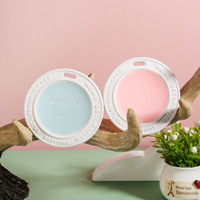 Rafraîchisseur d'air pour voiture Diffuseur de roseaux pour la maison Diffuseur de plâtre de luxe Rafraîchisseur de parfum en céramique Tablette d'aromathérapie suspendue en gypse