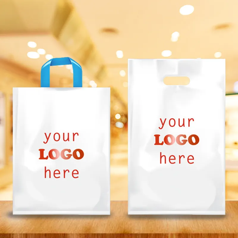 Logo stampato personalizzato all'ingrosso personalizzato HDPE LDPE Merchandise Die Cut PE Packaging sacchetto di plastica Shopping Bag con Logo personalizzato