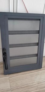 Volet en aluminium Naco avec barre de sécurité pour fenêtre - Product Image 2