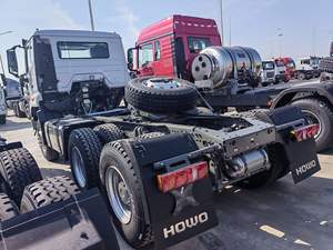 รถบรรทุกหัวลากซิโนทรัค โฮโว NX 6x4  รับน้ำหนัก 31-40 ตัน เครื่องยนต์ดีเซลยูโร 5 เว่ยชัย เกียร์ธรรมดา สำหรับขนส่งทางเรือ - Product Image 5