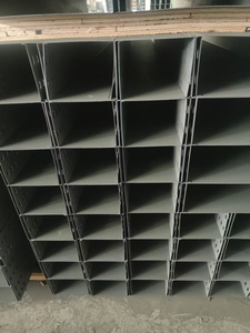 Canaux de câblage industriels en acier de haute qualité, ignifuges, thermolaqués, ventilés/perforés, de type cheminée, avec une capacité de 80 pièces - Product Image 4