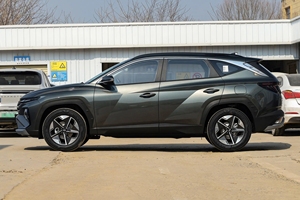 Auto Usado Hyundai <span class=keywords><strong>Tucson</strong></span> L 1.5T GLX 2WD Elite CVVD Turbo 2025, SUV Compacto Usado para Exportación Global al por Mayor - Product Image 5