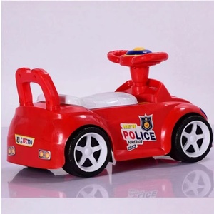 Scooter de cuatro ruedas para bebés de 1 a 3 años, scooter de baño de plástico para niños, coche mecedora de juguete para niños pequeños - Product Image 2