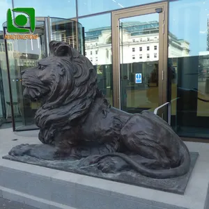 קישוט כניסה חיצונית הפסל האריה יושב ברונזה שחור יציקה מפורסמת