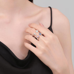 Anillo de Circonio Personalizado de Alta Calidad, Diseño de Lujo con Baño de Rodio Único para Bodas y Fiestas - Product Image 3