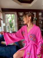 Luxueux 100% coton Kimono manches longues belle brodé à la main solide rose devant ouvert grande taille robe de plage modèle de commande