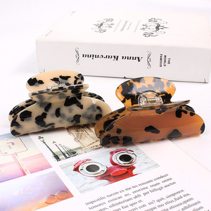 QiYue importation coréenne accessoires de cheveux de haute qualité Grain de <span class=keywords><strong>bois</strong></span> acrylique marbre rétro grand disque épingle à cheveux pince en acétate Durable - Product Image 6