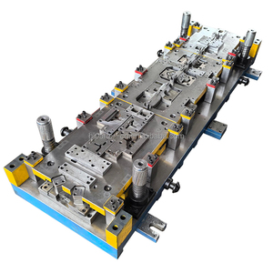 Fabricante de Moldes de Piezas de Repuesto para Automóviles Profesionales OEM de China, Fabricación de Chapa de Acero Inoxidable, Herramientas de Estampado Progresivo para el Hogar - Product Image 1