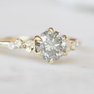 Anillo de moissanita de plata 925, joyería de corte redondo de diamante antiguo chapada en oro, salida de fábrica - Product Image 2