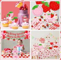 Ensemble de vaisselle jetable pour fête d'anniversaire sur le thème de la fraise, comprenant des assiettes, des gobelets, des serviettes, des couverts, une nappe, des drapeaux, des décorations de gâteau