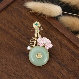 Broche <span class=keywords><strong>papillon</strong></span> de style rétro français super belle, corsage élégant en alliage de zinc plaqué argent, mignon, assorti à tout, décoratif pour femmes - Product Image 2