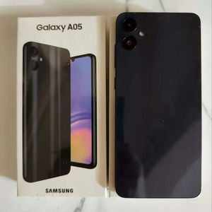 Teléfono Inteligente A05 con Procesador Octa-Core de Calidad, Compatible con Francés, Alemán, Español, Inglés, 3G y 4G - Product Image 1